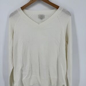 Lucky Brand Women's Cream V Neck Long Sleeve Sweater Size‎ Medium